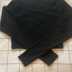 Black Long Sleeve Crop Top
